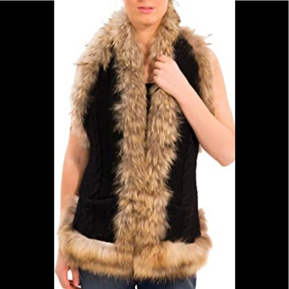 Alice + Olivia gorgeous raccoon vest - Picture 5 of 16